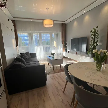 Apartament Cozy *